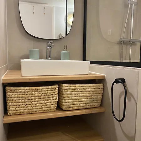 Duplex Face Au à 600 Mètres De La